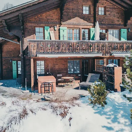 Surfers Sunset With Jacuzzi & Panoramic Terrace Apartamento Grindelwald